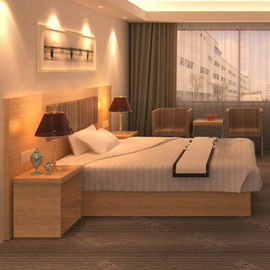 Κομψές δωματίου ξενοδοχείου ακολουθίες κρεβατοκάμαρων επίπλων καθορισμένες ξύλινες με Nightstand